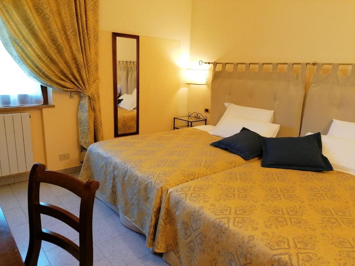 Le Volpaie Hotel San Gimignano Bagian luar foto