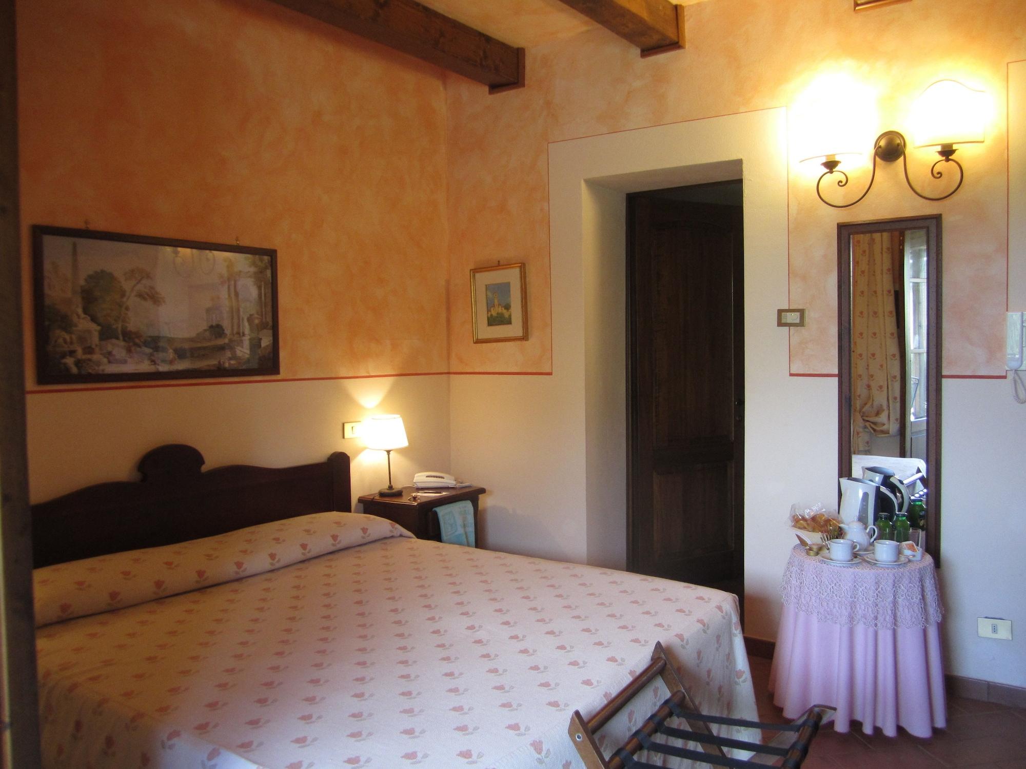 Le Volpaie Hotel San Gimignano Bagian luar foto