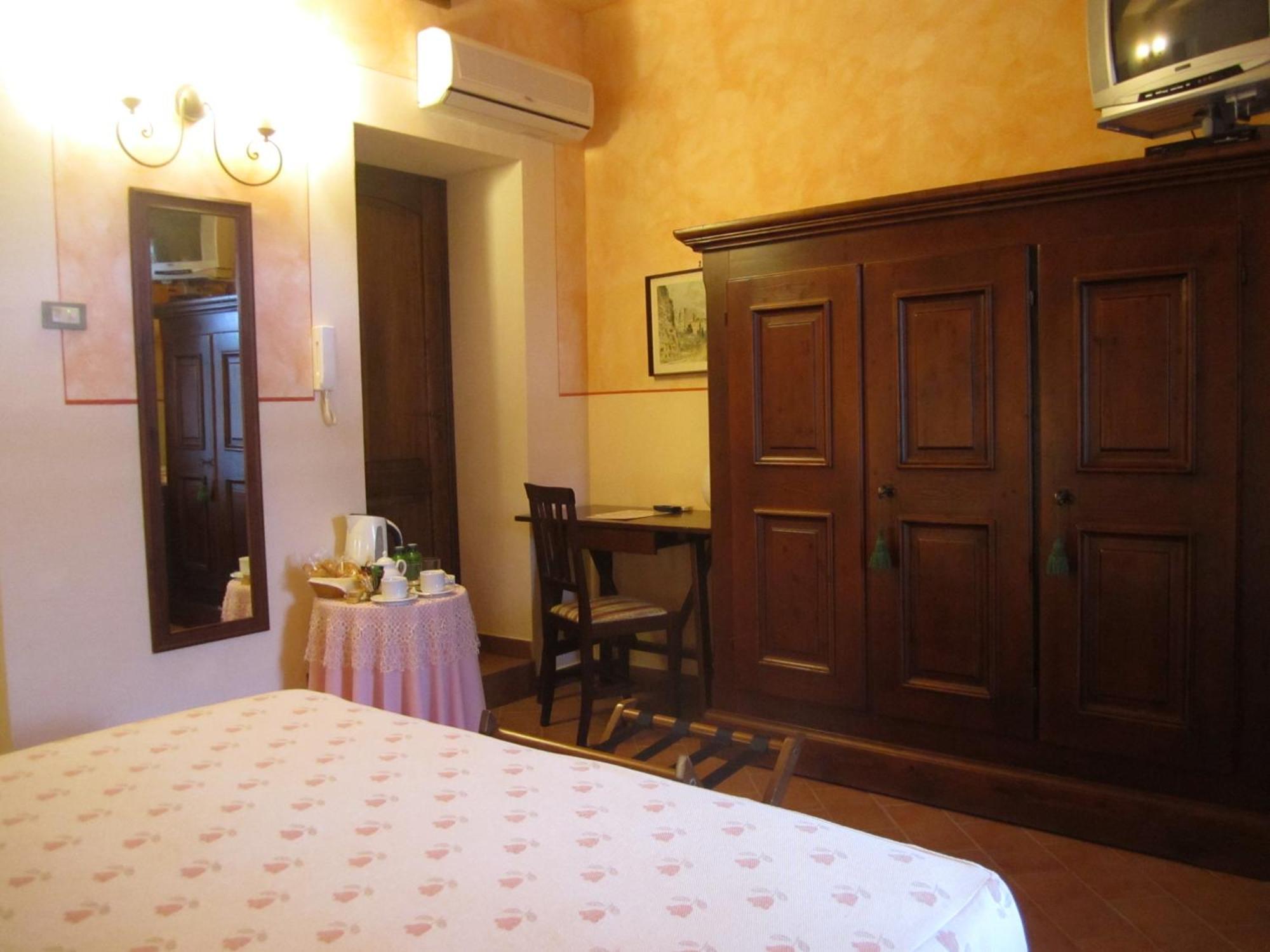 Le Volpaie Hotel San Gimignano Ruang foto