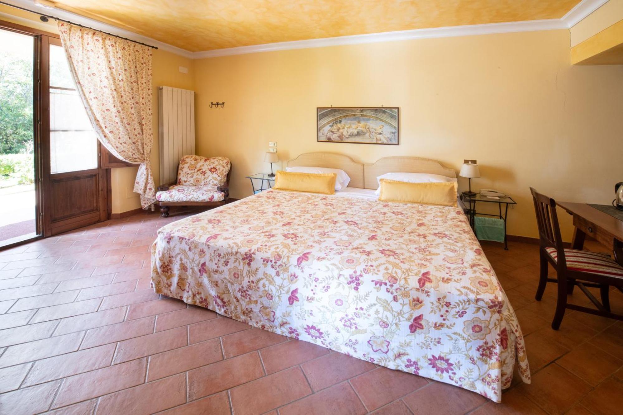 Le Volpaie Hotel San Gimignano Bagian luar foto