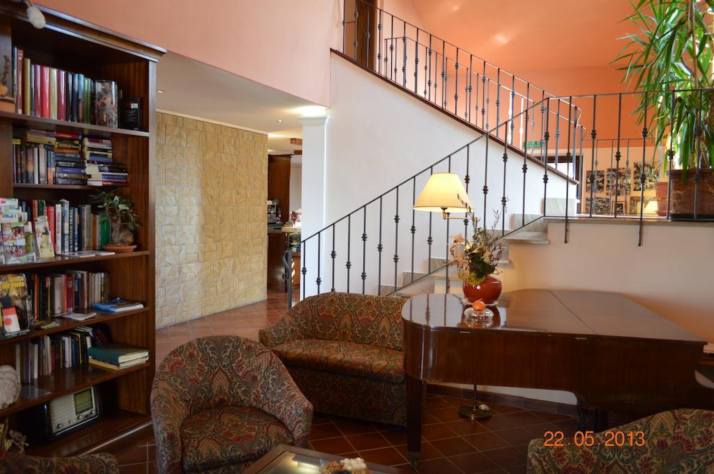 Le Volpaie Hotel San Gimignano Bagian luar foto