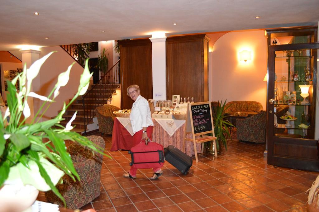 Le Volpaie Hotel San Gimignano Bagian luar foto